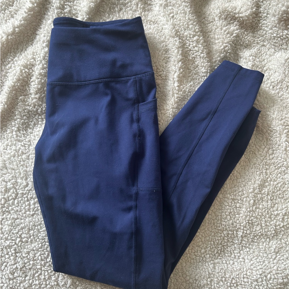 Navy Blue High-Waisted Pocket Leggings